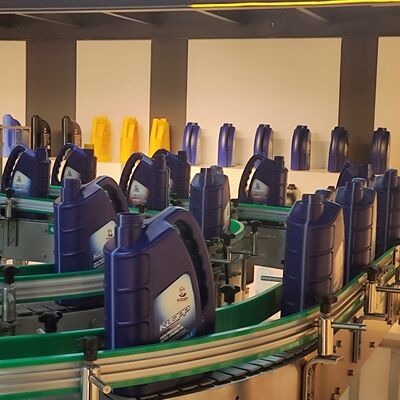 ซื้อ 1-5 ลิตร การทาสีบรรจุสาย 1000-5000BPH 1000ml-5000ml online manufacture